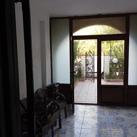 بيت للعطل Villaggio Costaverde مانداتوريسيو مارينا